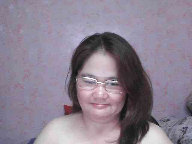 NICEtitspinay webcam