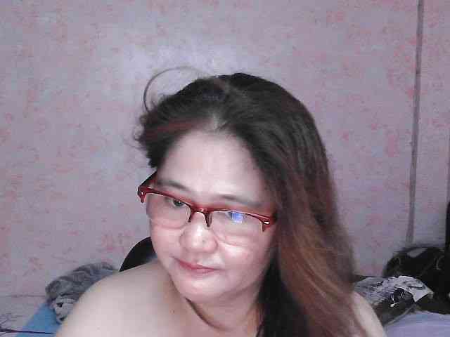 NICEtitspinay webcam