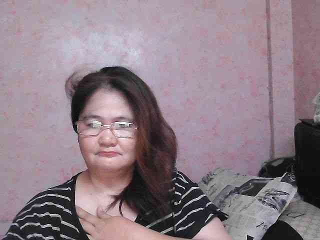 NICEtitspinay webcam