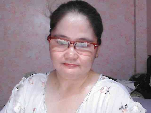 NICEtitspinay webcam