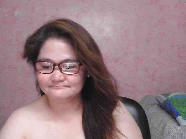 NICEtitspinay webcam