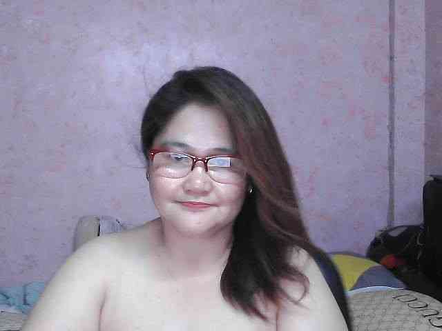 NICEtitspinay webcam