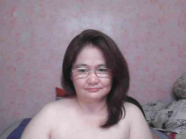 NICEtitspinay webcam