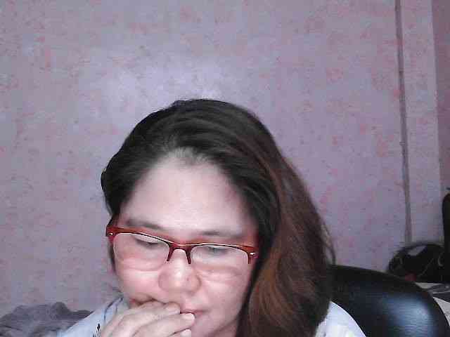 NICEtitspinay webcam