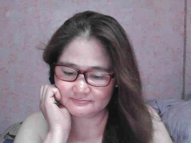 NICEtitspinay webcam