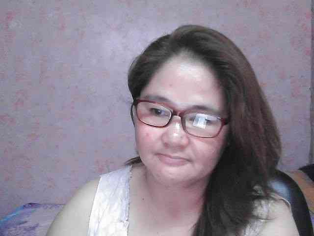 NICEtitspinay webcam