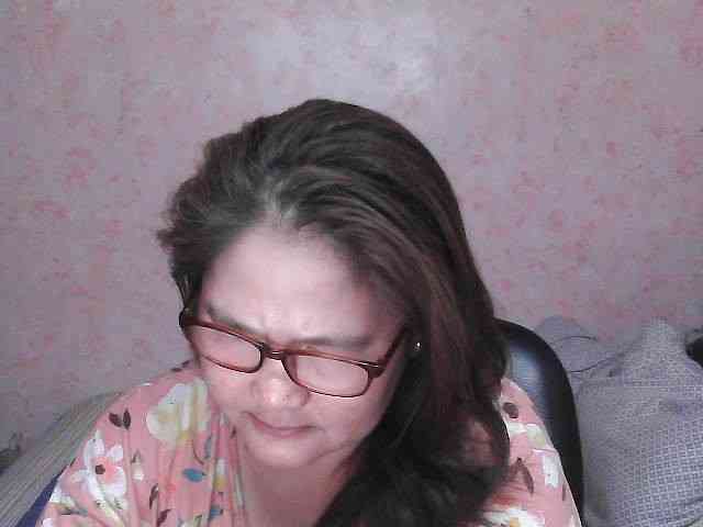 NICEtitspinay webcam