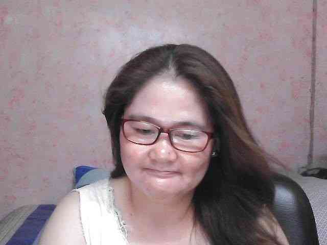 NICEtitspinay webcam