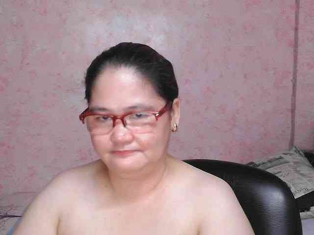 NICEtitspinay webcam