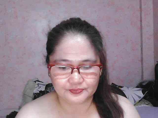 NICEtitspinay webcam