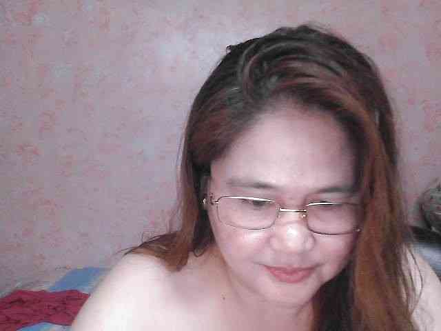 NICEtitspinay webcam