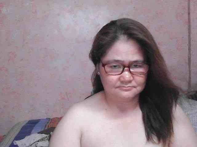 NICEtitspinay webcam