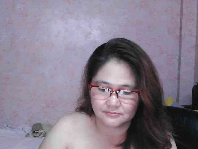 NICEtitspinay webcam