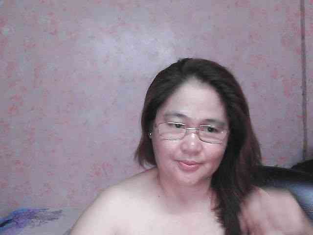 NICEtitspinay webcam