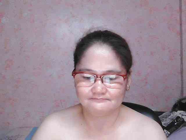 NICEtitspinay webcam