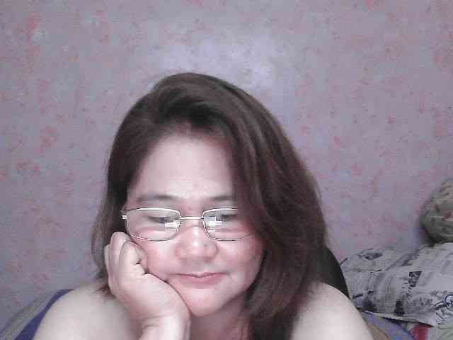 NICEtitspinay webcam