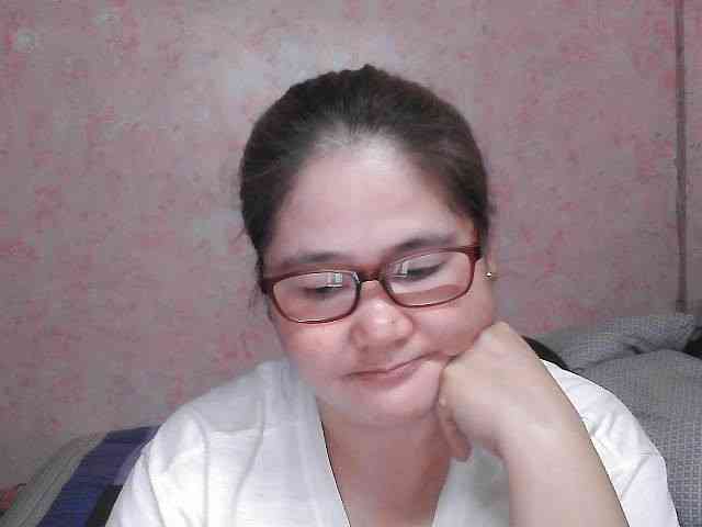 NICEtitspinay webcam