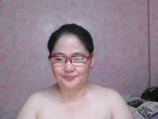 NICEtitspinay webcam
