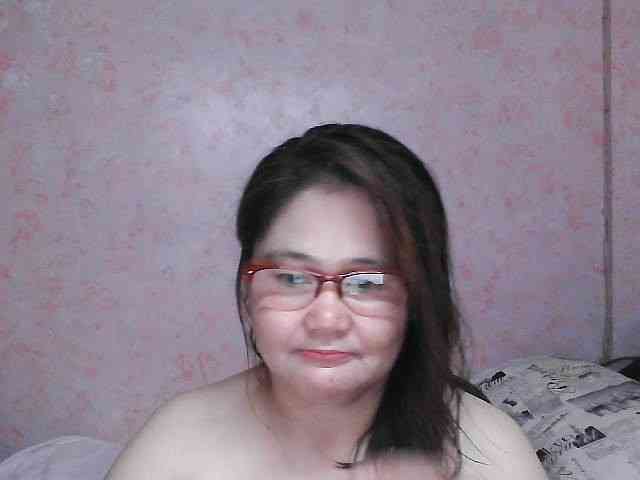 NICEtitspinay webcam
