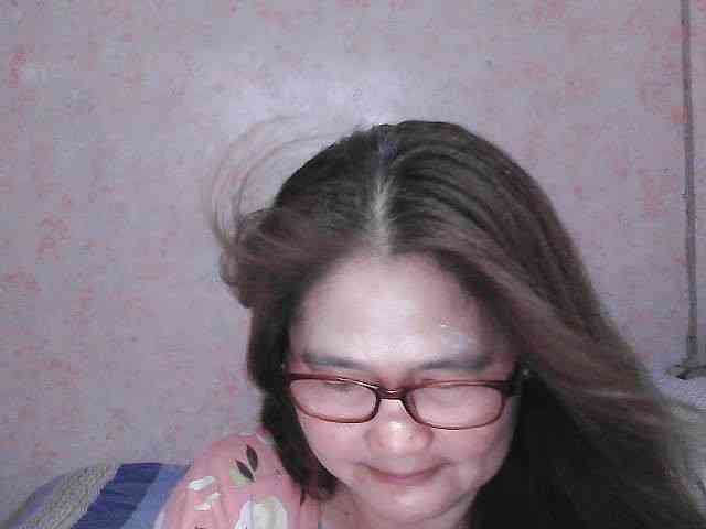 NICEtitspinay webcam