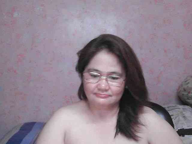 NICEtitspinay webcam