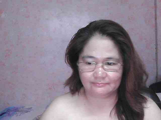 NICEtitspinay webcam