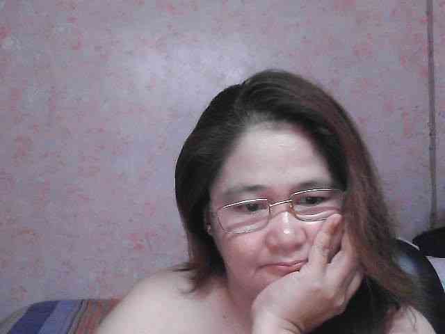 NICEtitspinay webcam