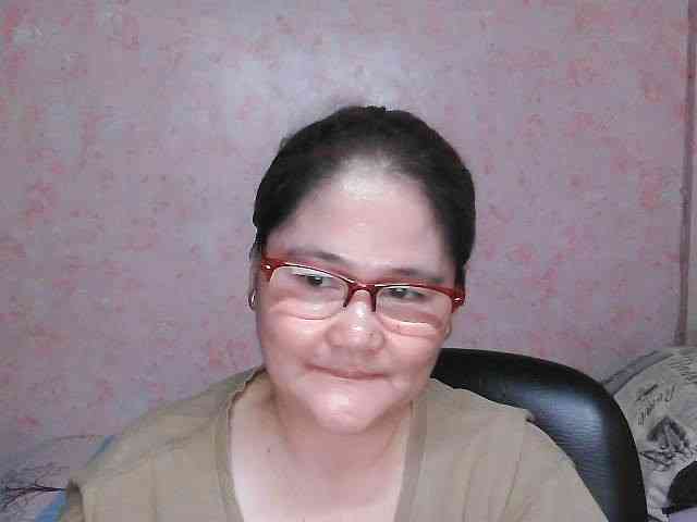NICEtitspinay webcam