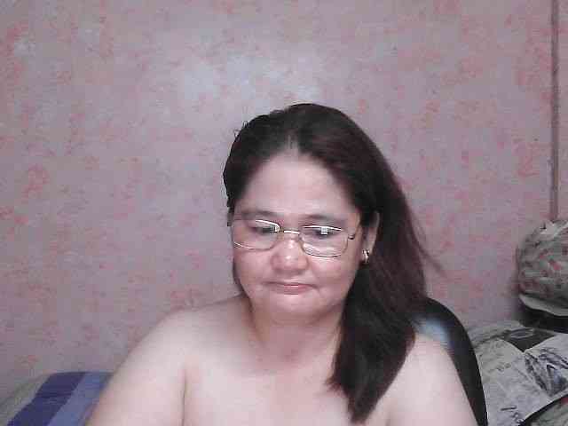 NICEtitspinay webcam