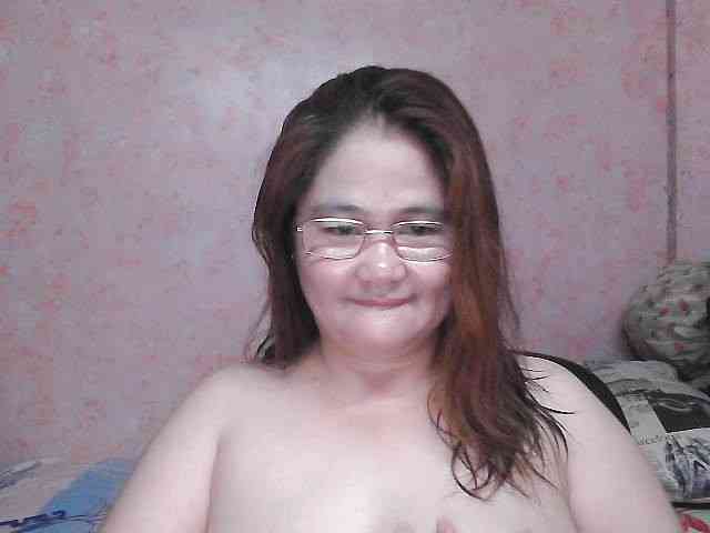 NICEtitspinay webcam