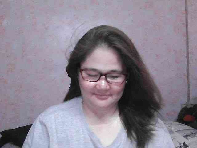 NICEtitspinay webcam