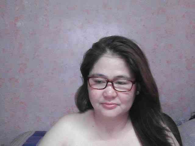 NICEtitspinay webcam