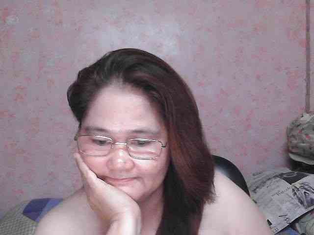 NICEtitspinay webcam