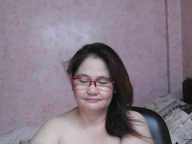NICEtitspinay webcam