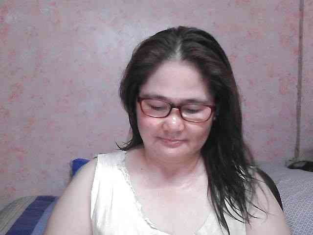 NICEtitspinay webcam