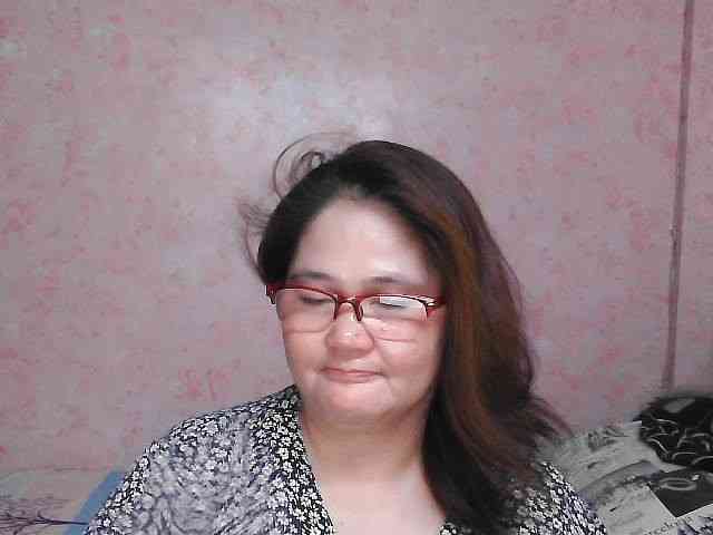 NICEtitspinay webcam