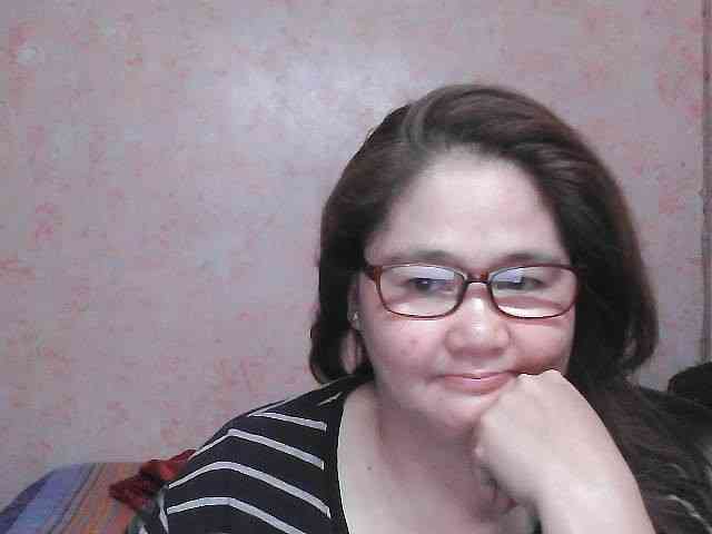 NICEtitspinay webcam