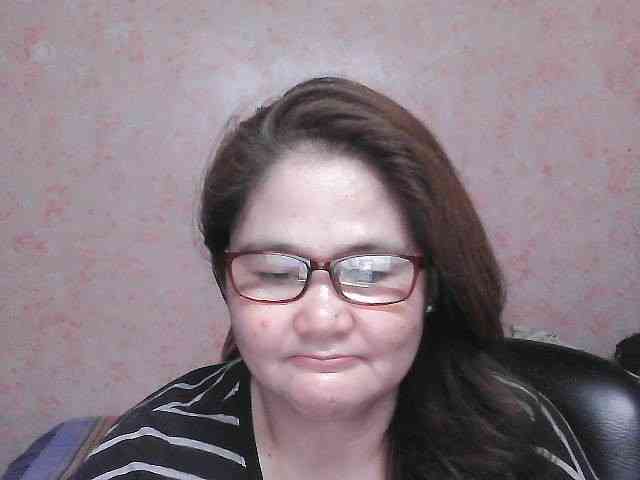 NICEtitspinay webcam