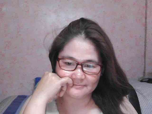 NICEtitspinay webcam