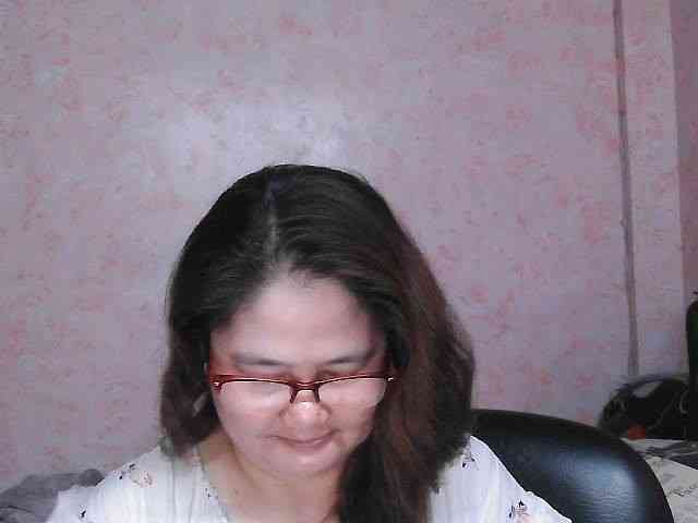 NICEtitspinay webcam