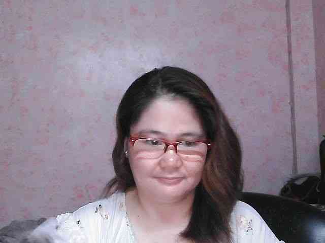NICEtitspinay webcam