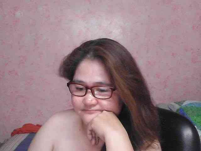 NICEtitspinay webcam