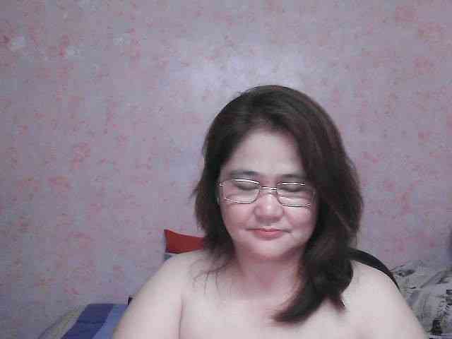 NICEtitspinay webcam