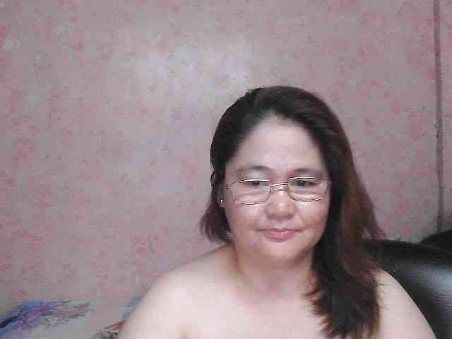 NICEtitspinay webcam