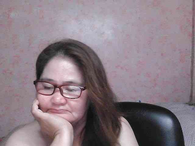 NICEtitspinay Live Webcam on BongaCams