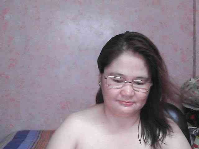 NICEtitspinay webcam