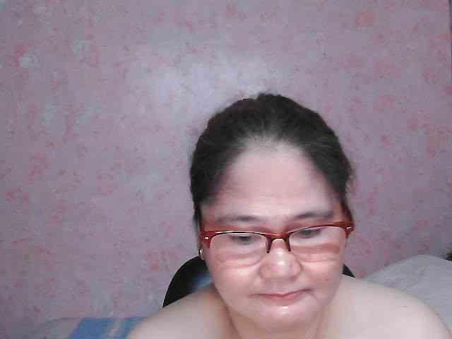 NICEtitspinay webcam