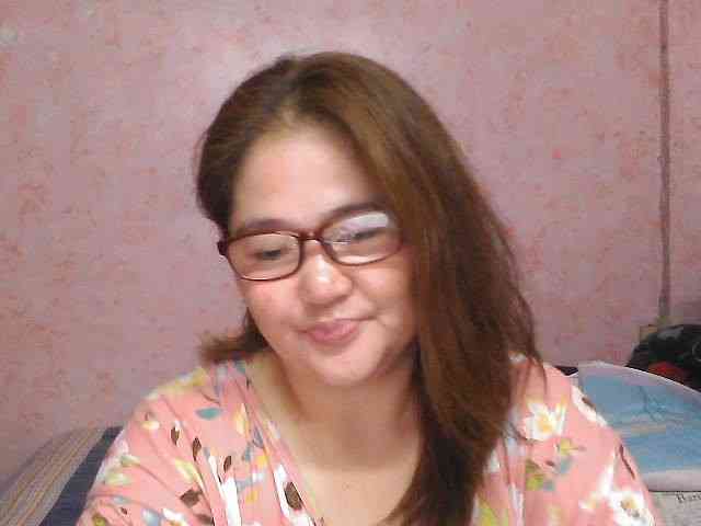 NICEtitspinay webcam