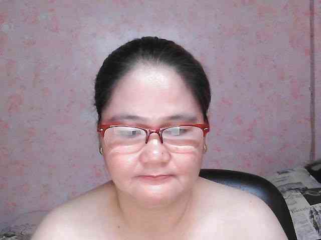 NICEtitspinay webcam