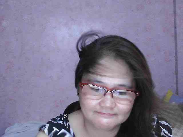 NICEtitspinay webcam